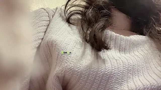 Tw Zoella online show from March 16, 2025, 7:17 pm