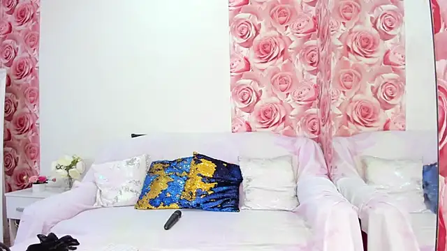 ClaireWarner online show from March 12, 2025, 3:07 pm