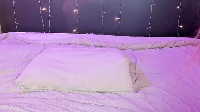 Eva Merlin3 online show from December 27, 2024, 5:16 pm