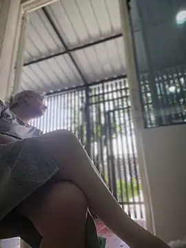 slutgold online show from June 10, 2026, 2:27 pm