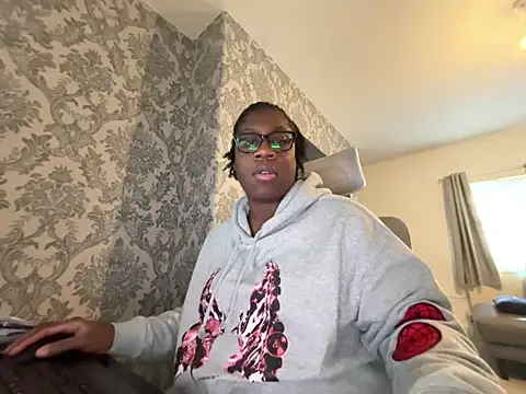 blacksexybeauty31 online show from April 29, 2026, 4:33 pm