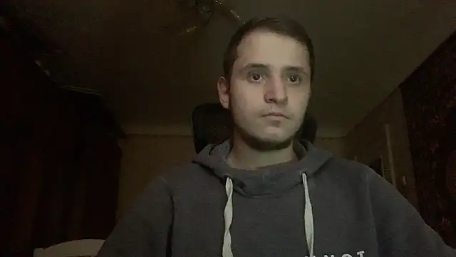 Snapshot of sweaticeboy chatting on November 2, 2025, 11:56 am sweaticeboy online show from November 2, 2025, 11:56 am