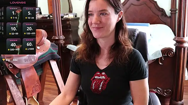 Snapshot of thornburyrose chatting on February 12, 2025, 7:56 pm thornburyrose online show from February 12, 2025, 7:56 pm