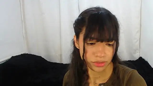 Liz Galactic online show from March 11, 2025, 10:20 pm