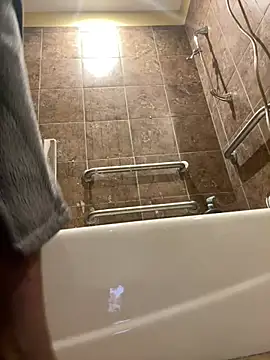 Maculine Stayr online show from March 17, 2025, 4:51 am