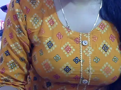 Your wild Dia online show from November 23, 2025, 6:46 am