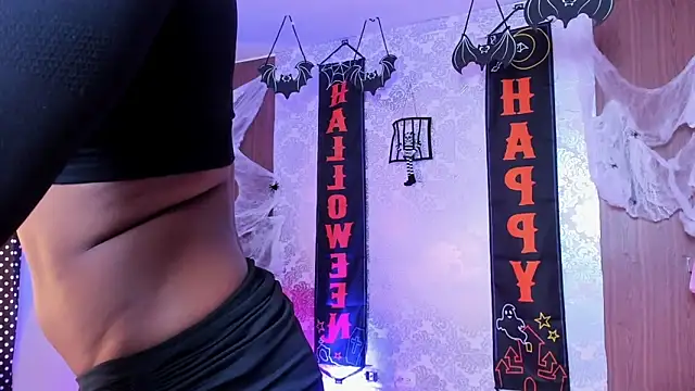 kelly thomson online show from October 26, 2025, 10:15 pm