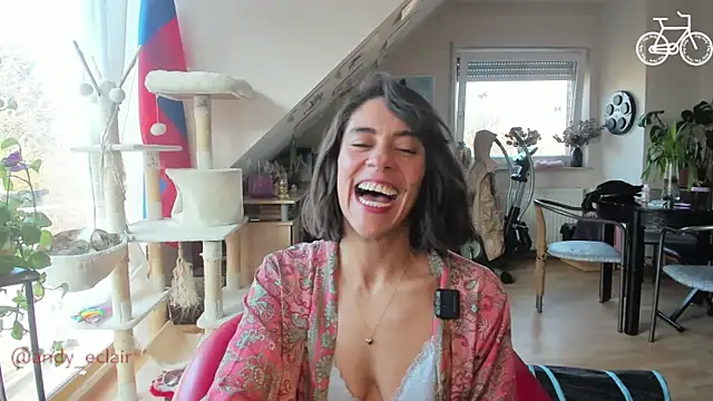 tinny williams online show from March 12, 2026, 8:31 am