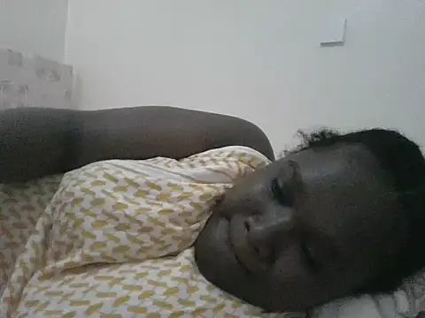 queen aria19 online show from April 9, 2026, 6:19 am