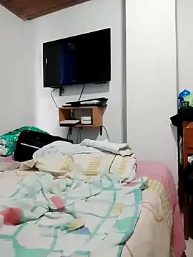 Vicky Rosse online show from December 10, 2024, 5:22 pm