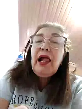 Vicky Rosse online show from December 16, 2024, 4:49 pm