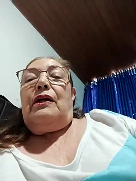 Vicky Rosse online show from October 14, 2025, 5:03 pm