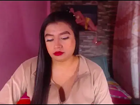 katrinawillff online show from October 23, 2025, 1:21 pm