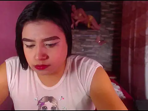 katrinawillff online show from November 30, 2025, 1:04 pm