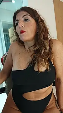 Carolain3 9 online show from April 14, 2026, 6:47 pm