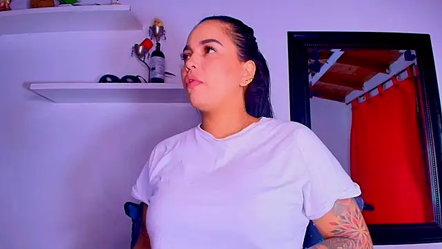 alexaa walker online show from February 19, 2025, 12:00 pm