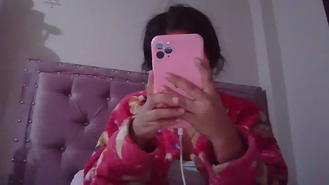 annarose19 online show from February 1, 2025, 12:29 am