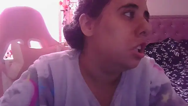 annarose19 online show from February 12, 2026, 4:57 pm