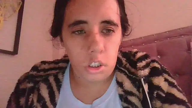 annarose19 online show from February 24, 2026, 7:12 pm