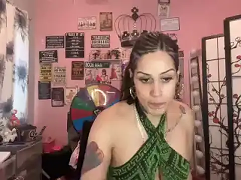 latinacubana online show from January 12, 2025, 8:36 pm