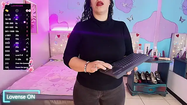 Zaly mature online show from March 31, 2026, 11:27 pm