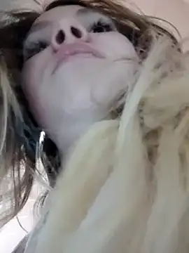 Zuli Kiska online show from December 8, 2024, 8:25 pm