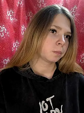 Zuli Kiska online show from November 28, 2025, 11:57 am