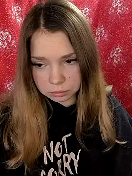 Snapshot of Zuli_Kiska chatting on February 24, 2026, 11:41 am Zuli Kiska online show from February 24, 2026, 11:41 am