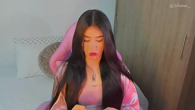 Snapshot of iriswest_ chatting on March 12, 2025, 11:12 pm iriswest  online show from March 12, 2025, 11:12 pm