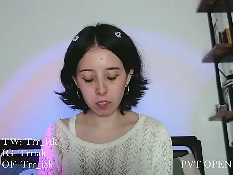 Snapshot of babyluna_8_8 chatting on November 21, 2025, 12:32 am babyluna 8 8 online show from November 21, 2025, 12:32 am