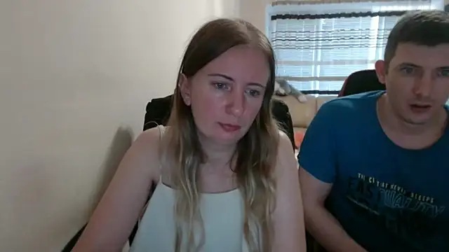 PeterAndJen online show from September 10, 2025, 5:35 pm