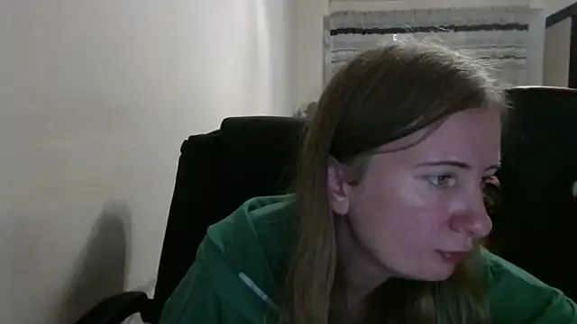 PeterAndJen online show from October 17, 2025, 7:38 pm