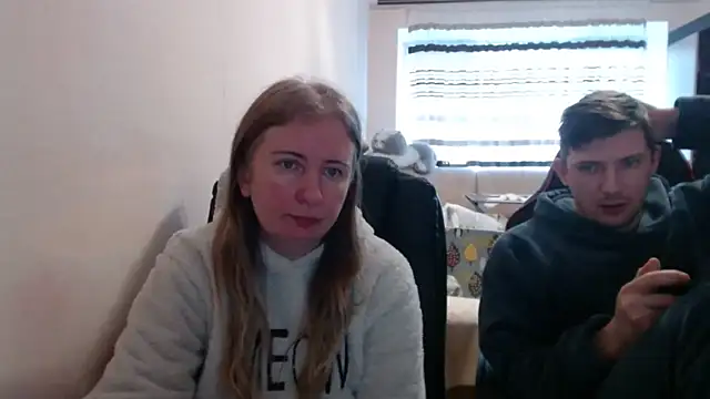 PeterAndJen online show from December 16, 2025, 8:30 am