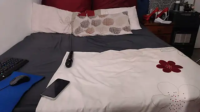 Snapshot of BootyCallEver chatting on March 3, 2025, 8:11 pm BootyCallEver online show from March 3, 2025, 8:11 pm