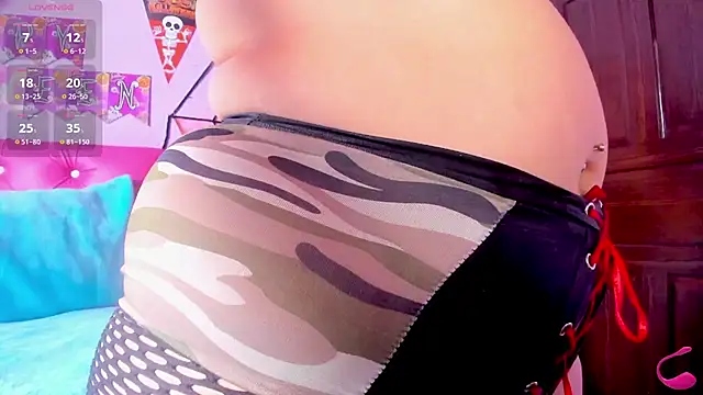 crissn0707 online show from October 18, 2025, 12:17 pm