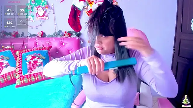 crissn0707 online show from December 18, 2025, 12:22 pm