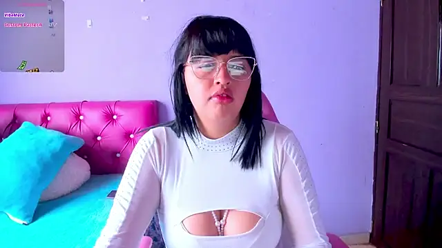 crissn0707 online show from February 3, 2026, 12:21 pm