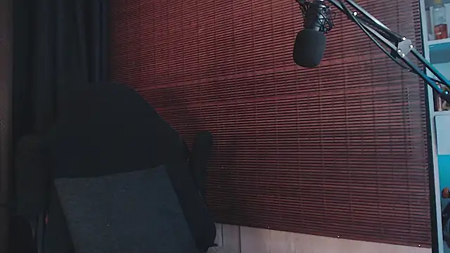 Snapshot of Artemis_Kazttman chatting on March 16, 2025, 4:01 pm Artemis Kazttman online show from March 16, 2025, 4:01 pm