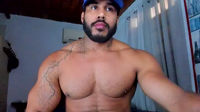 Snapshot of Artemis_Kazttman chatting on November 7, 2025, 3:56 pm Artemis Kazttman online show from November 7, 2025, 3:56 pm