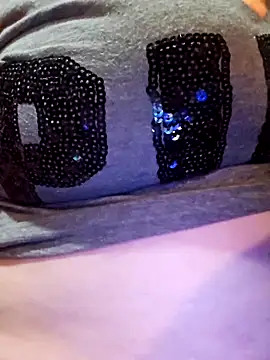 Kinkybeauty freakybeast online show from April 24, 2026, 1:35 pm