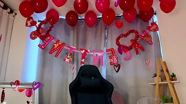 bella  adams online show from February 14, 2025, 10:14 pm