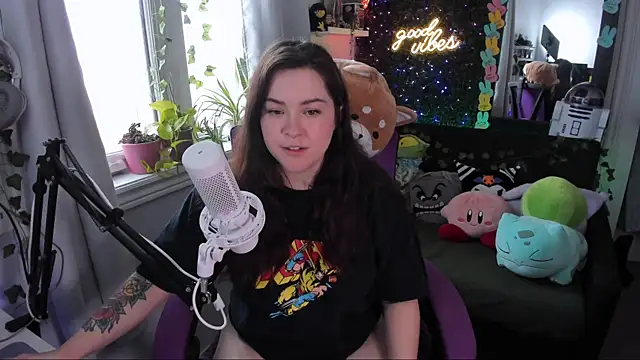 JennKenobi online show from April 17, 2026, 3:15 pm