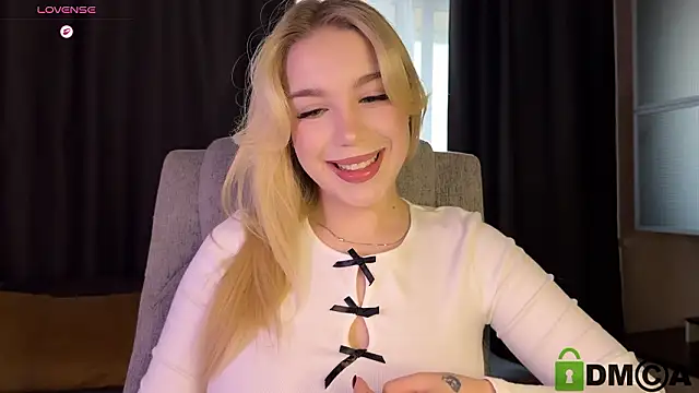 ariashaa online show from March 14, 2026, 2:44 pm