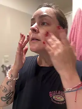 Snapshot of misslulipop chatting on March 16, 2025, 11:57 pm misslulipop online show from March 16, 2025, 11:57 pm