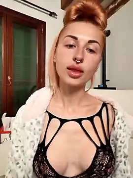 kylie blck online show from March 16, 2025, 4:41 am