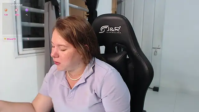 Snapshot of tamy_shine87 chatting on December 18, 2025, 11:55 pm tamy shine87 online show from December 18, 2025, 11:55 pm