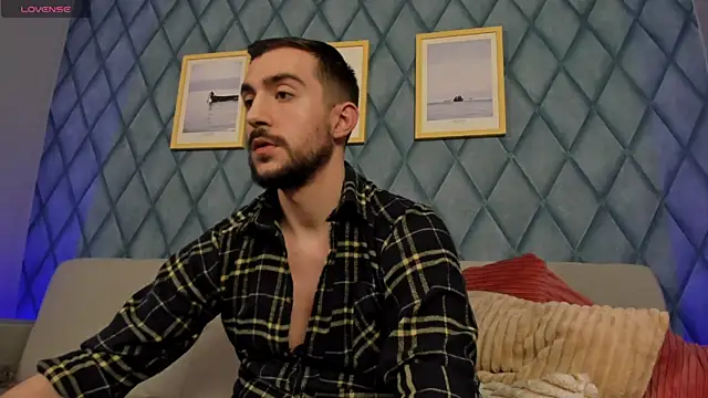 Dylan Best online show from March 17, 2025, 11:21 pm