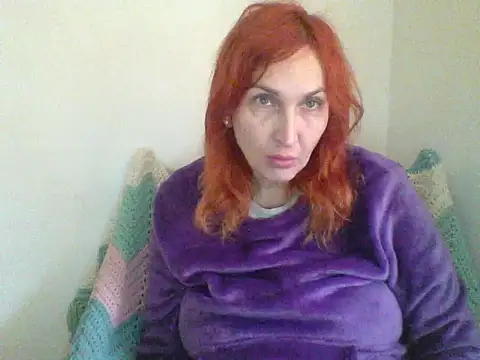 MssAngela online show from December 17, 2025, 6:52 am
