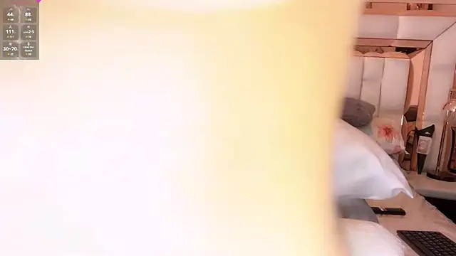 im yours 01 online show from January 9, 2025, 7:10 am