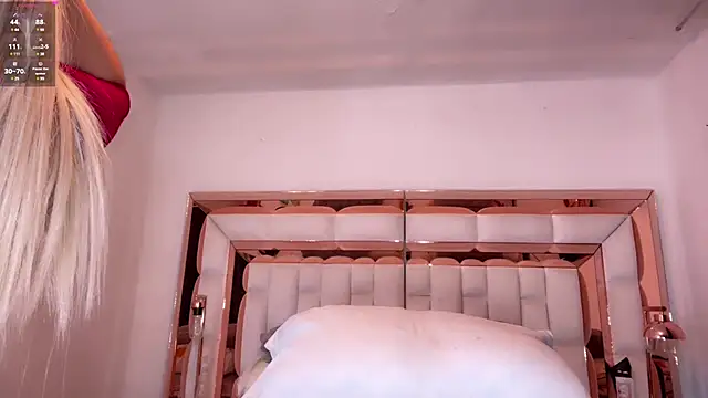 im yours 01 online show from January 26, 2025, 3:38 am